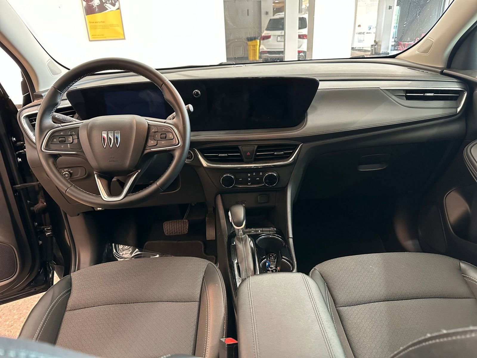 Thumbnail: 2025 Buick Encore GX - 32