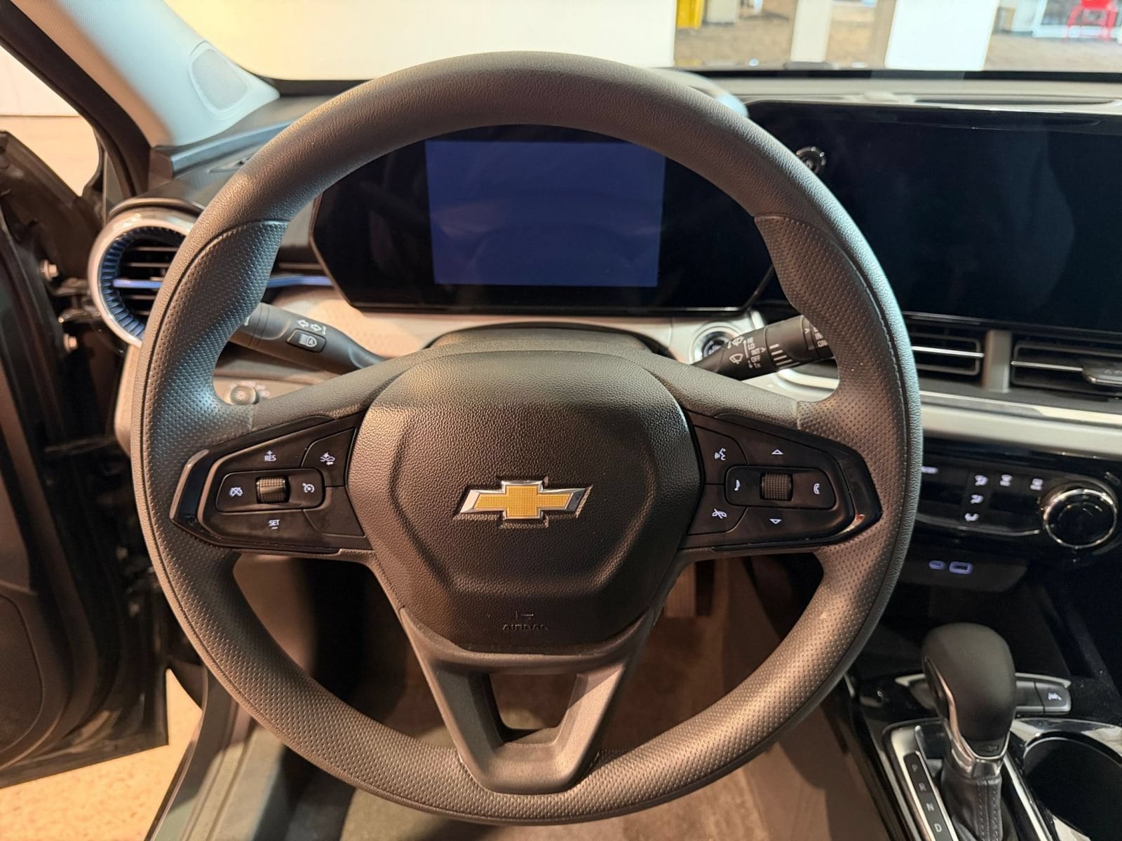 Thumbnail: 2025 Chevrolet Trax - 22