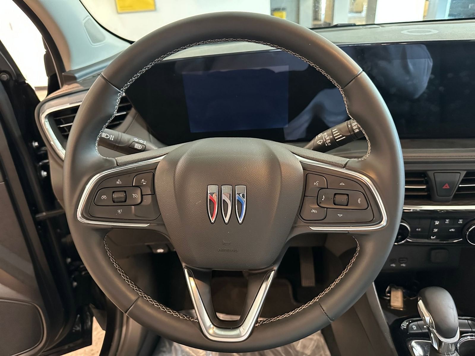 Thumbnail: 2025 Buick Encore GX - 27