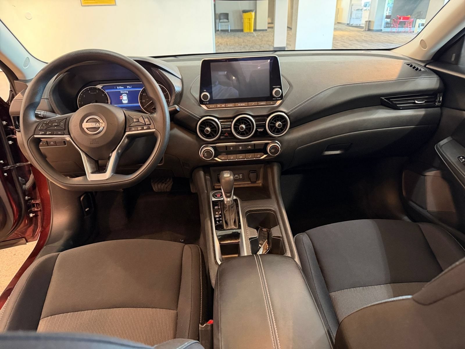 Thumbnail: 2025 Nissan Sentra - 32