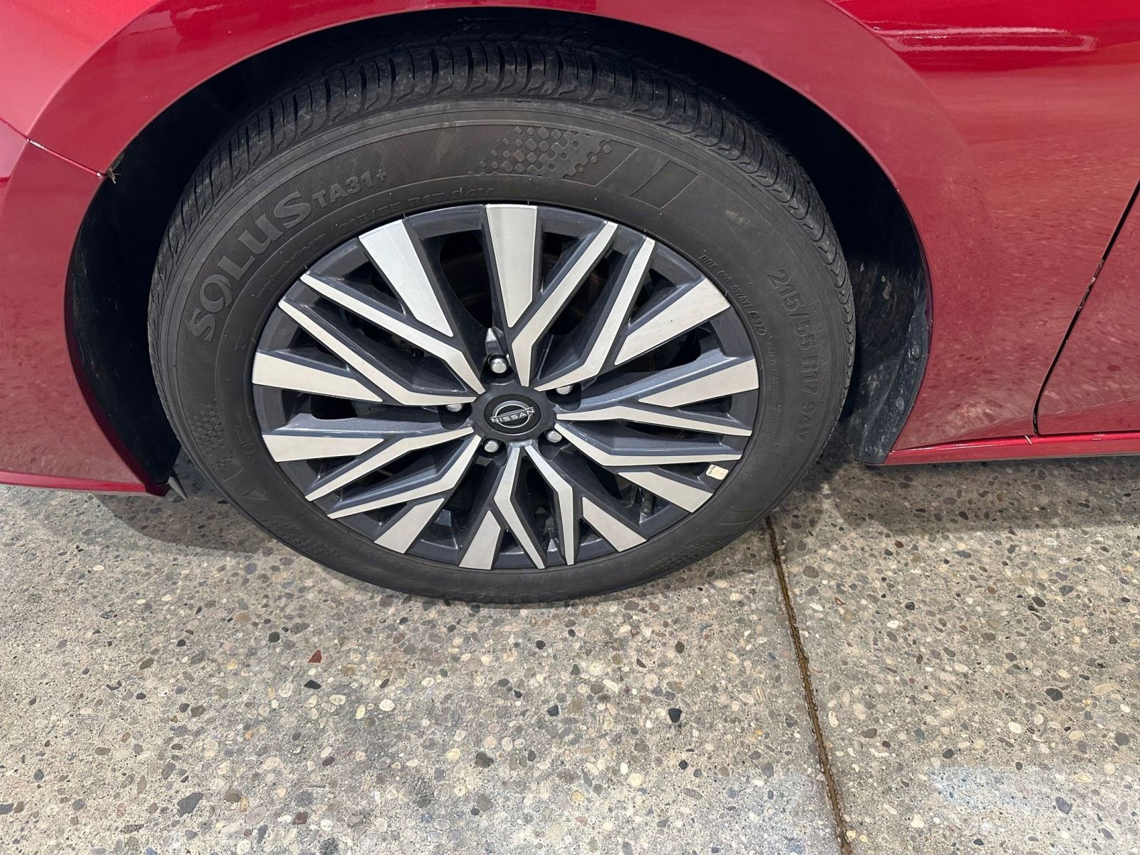 Thumbnail: 2025 Nissan Altima - 30