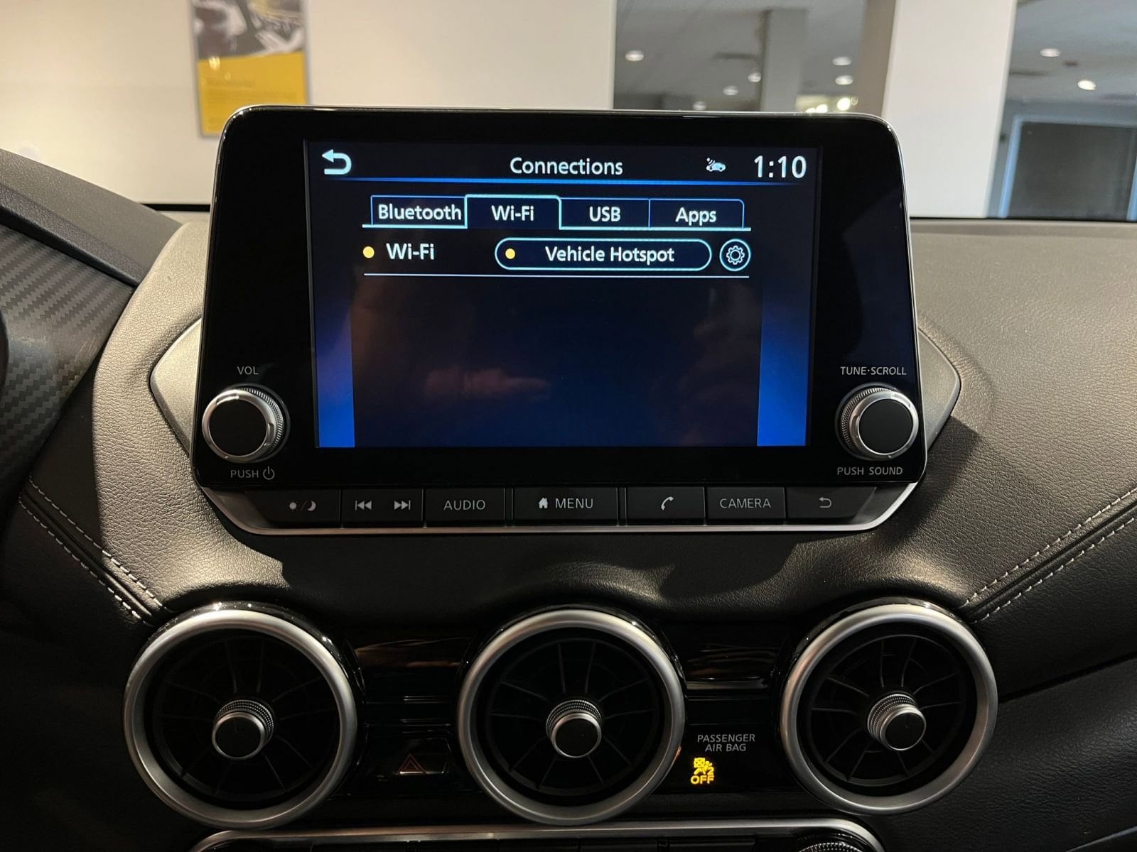 Thumbnail: 2025 Nissan Sentra - 20