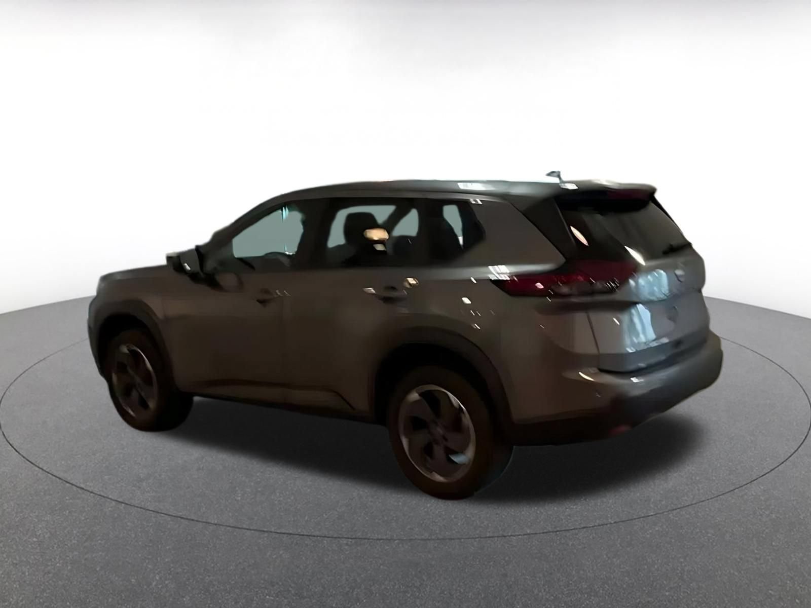 Thumbnail: 2025 Nissan Rogue - 10