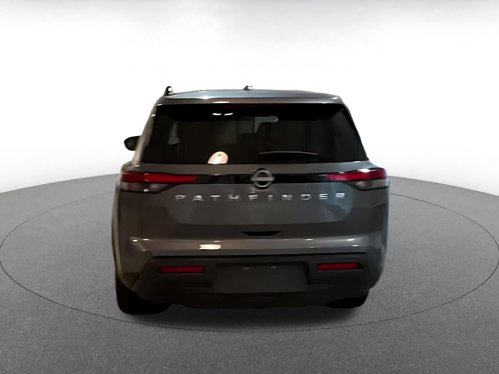 Thumbnail: 2025 Nissan Pathfinder - 10