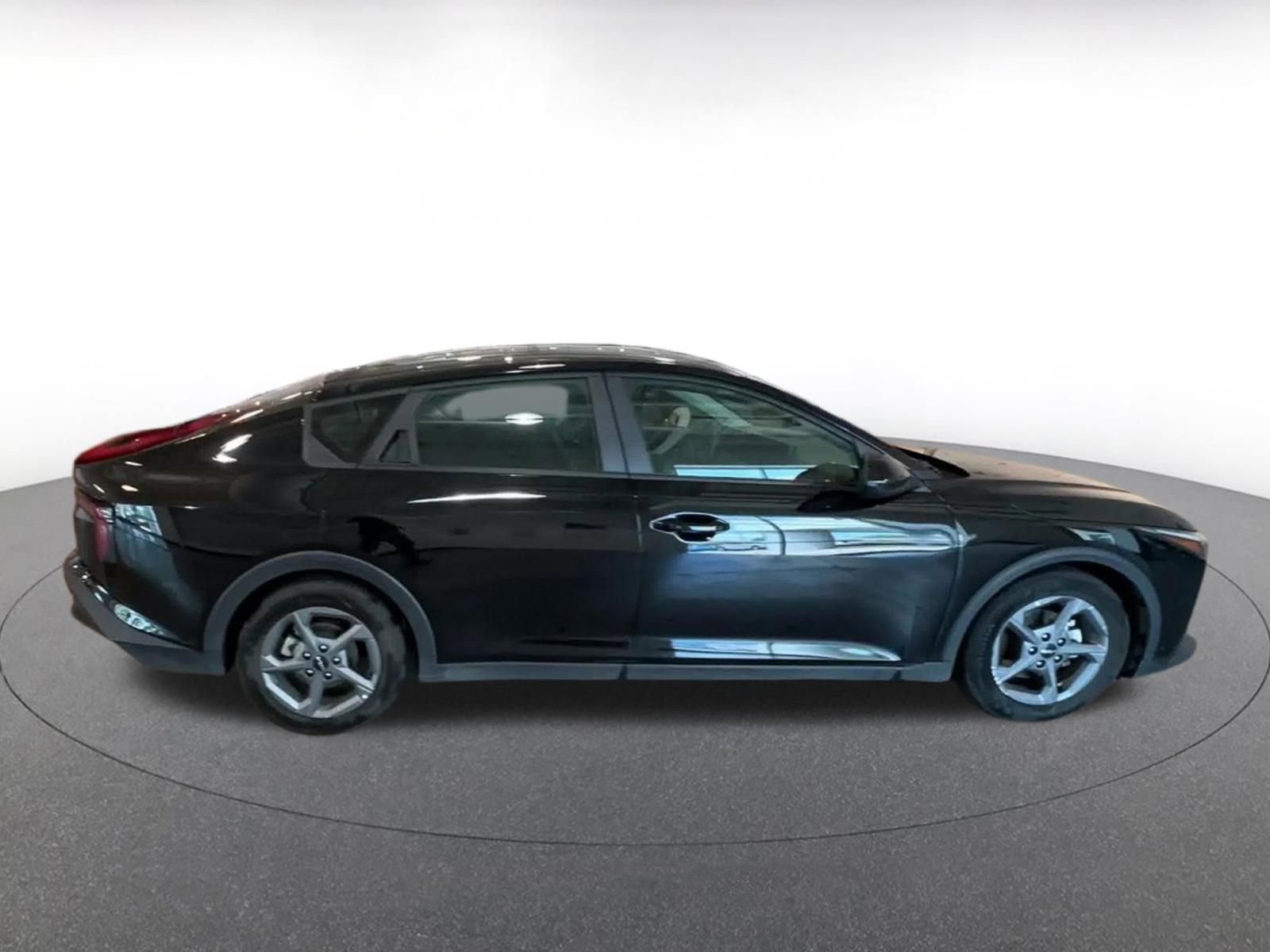 Thumbnail: 2025 Kia K4 - 12