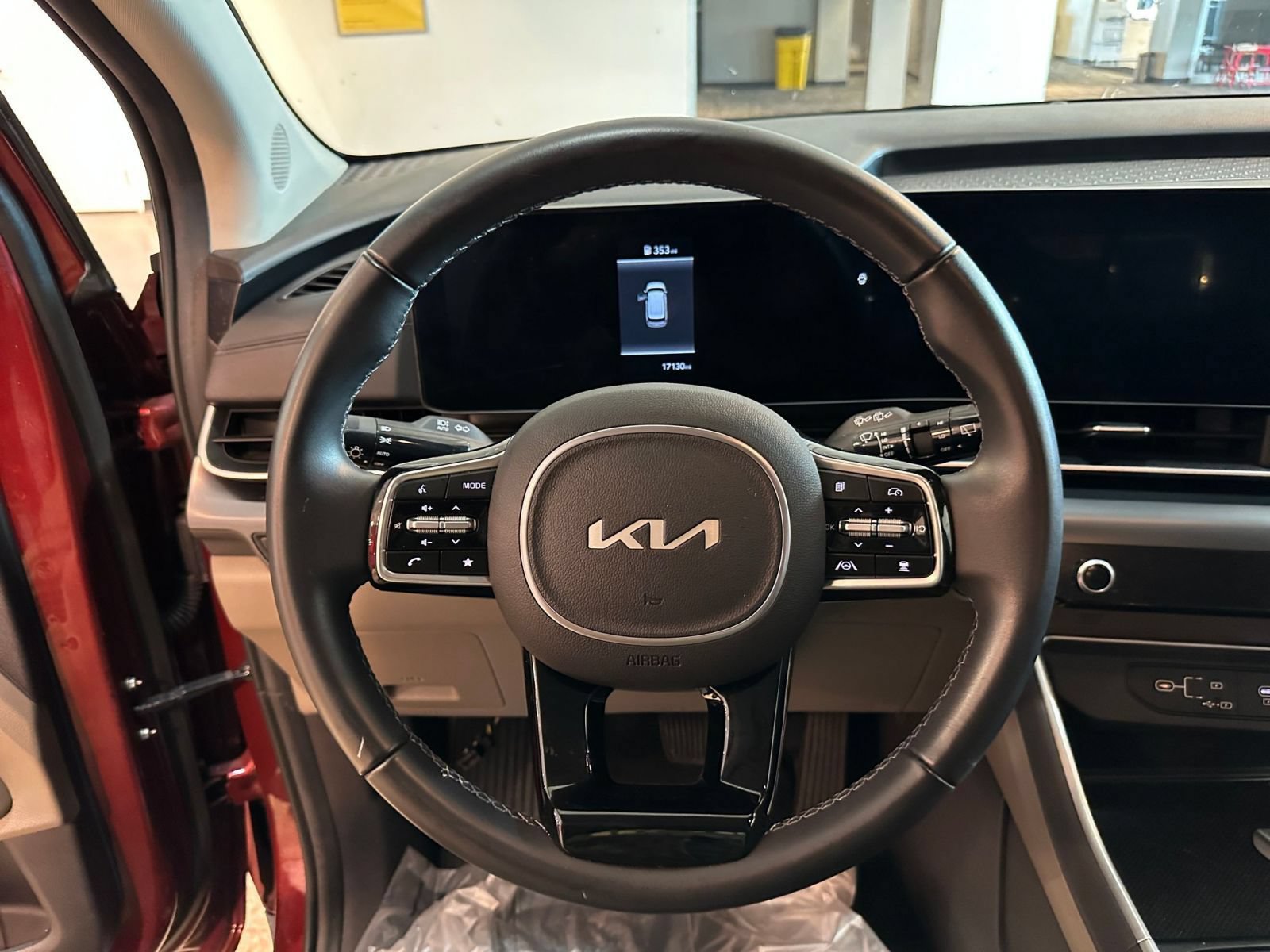 Thumbnail: 2026 Kia Carnival - 30