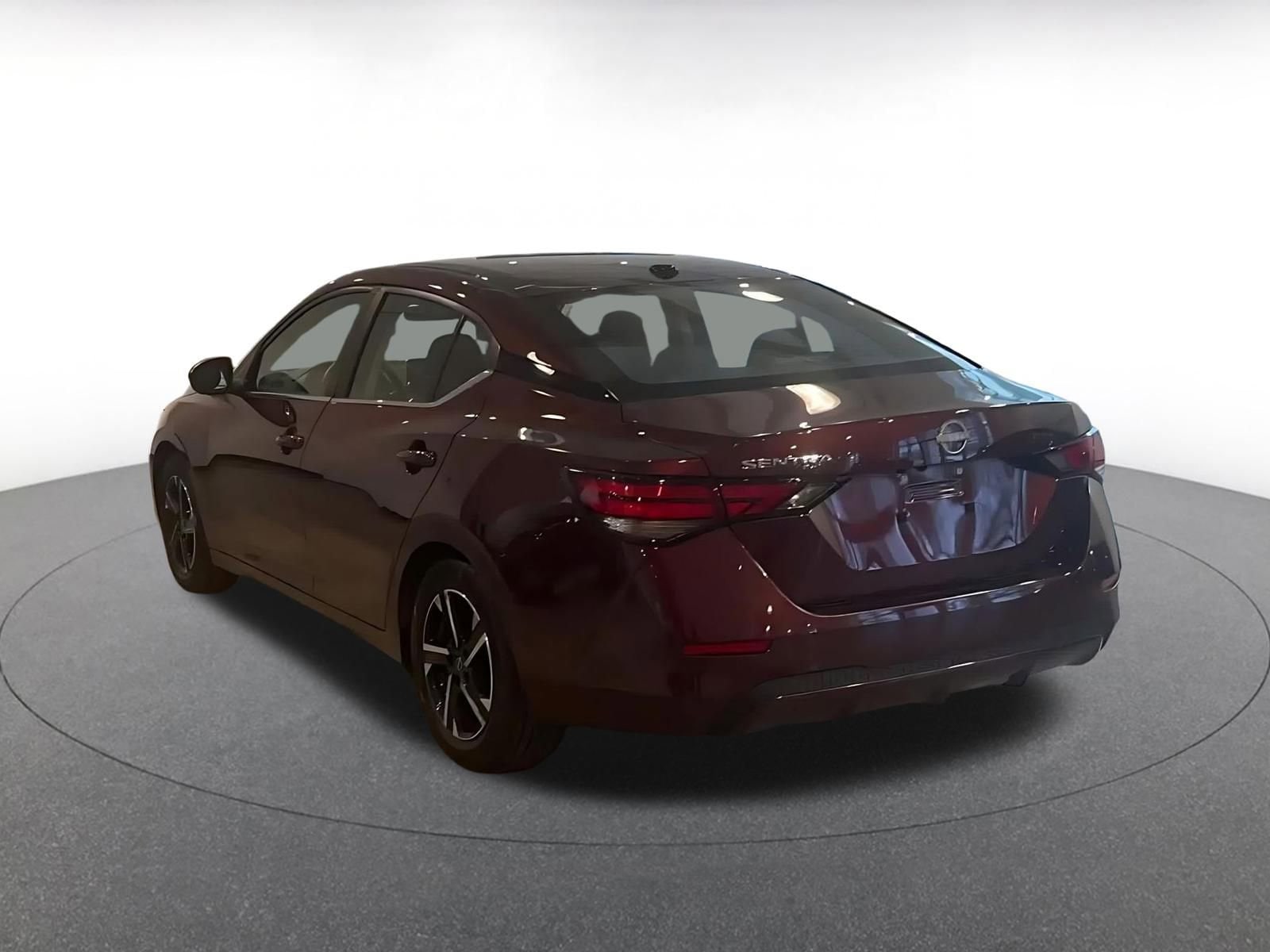 Thumbnail: 2025 Nissan Sentra - 11