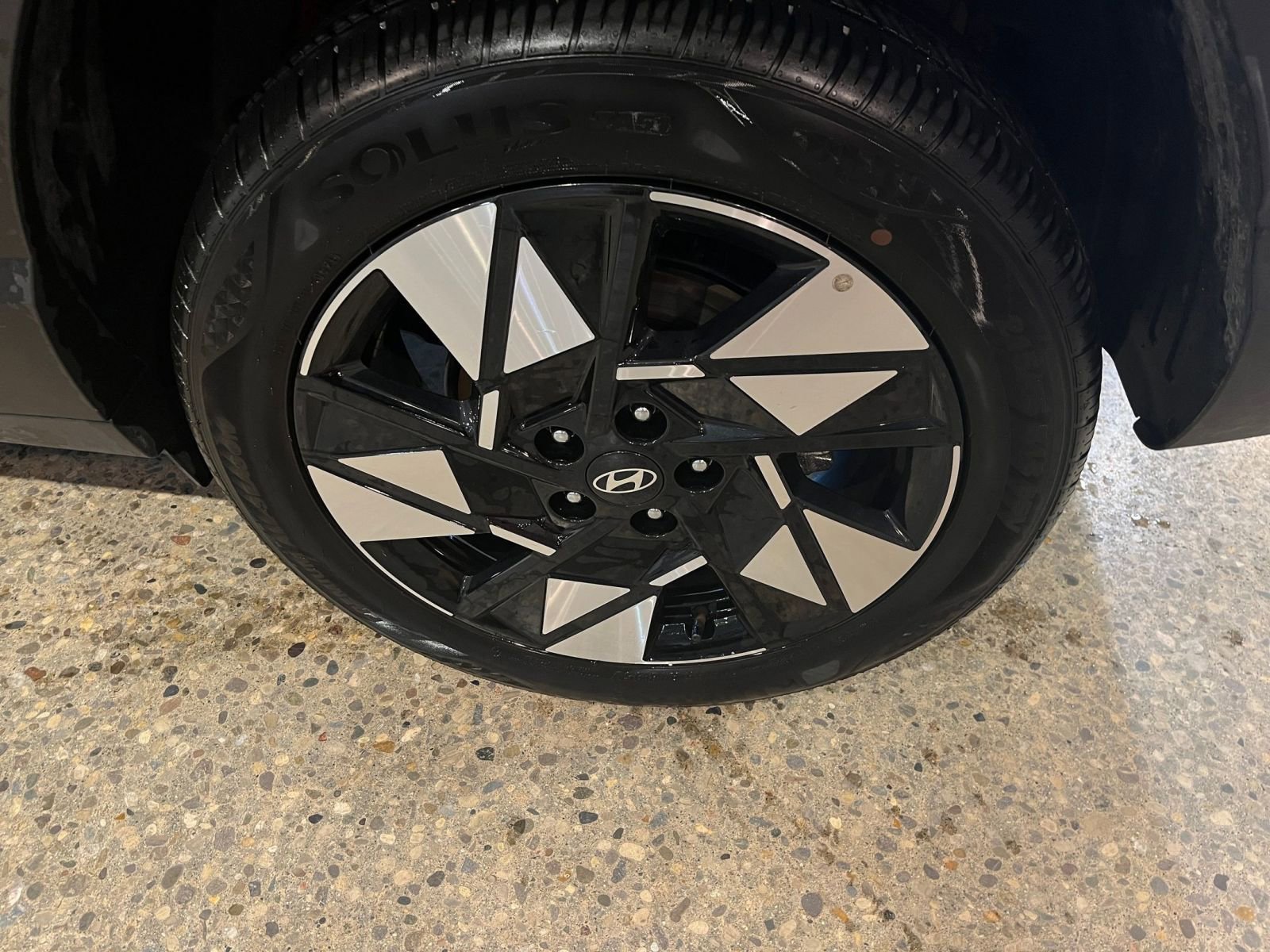 Thumbnail: 2025 Hyundai Kona - 30