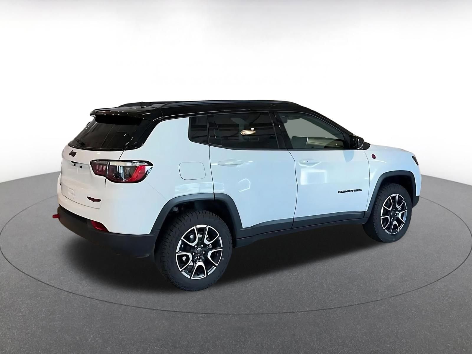 Thumbnail: 2025 Jeep Compass - 15