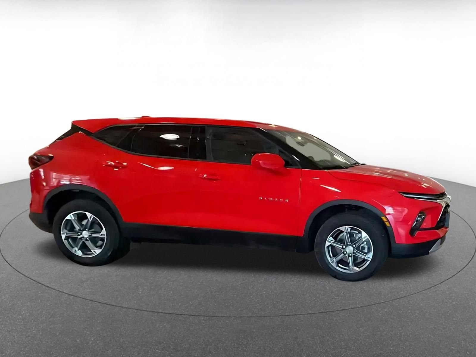 Thumbnail: 2026 Chevrolet Blazer - 13