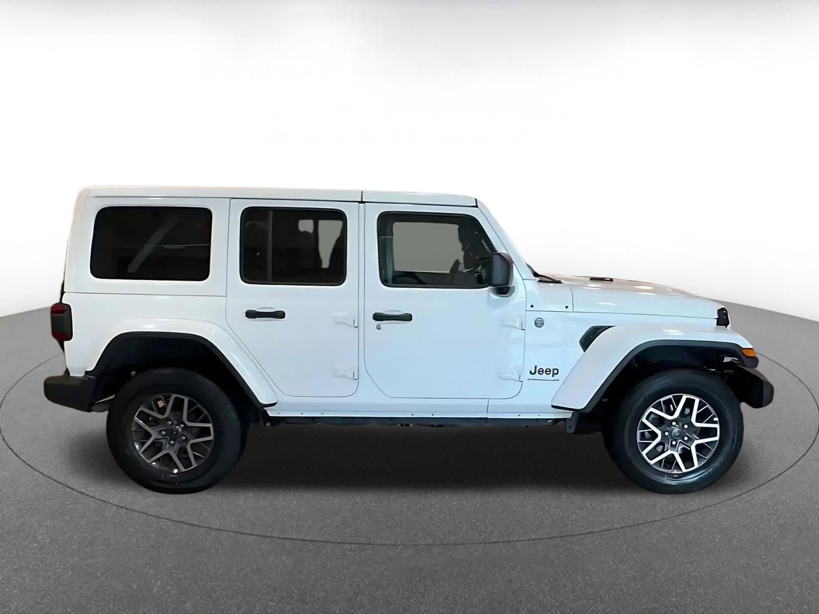 Thumbnail: 2025 Jeep Wrangler - 12