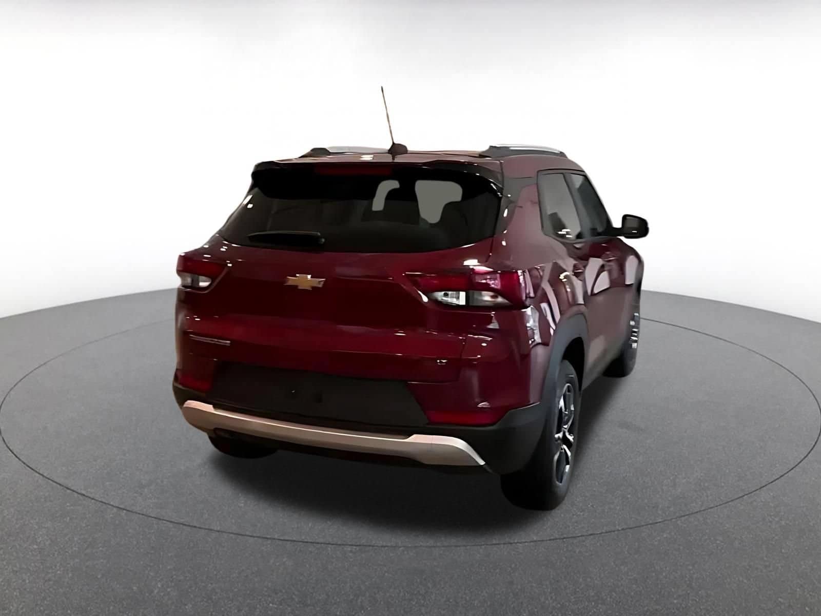 Thumbnail: 2025 Chevrolet TrailBlazer - 10