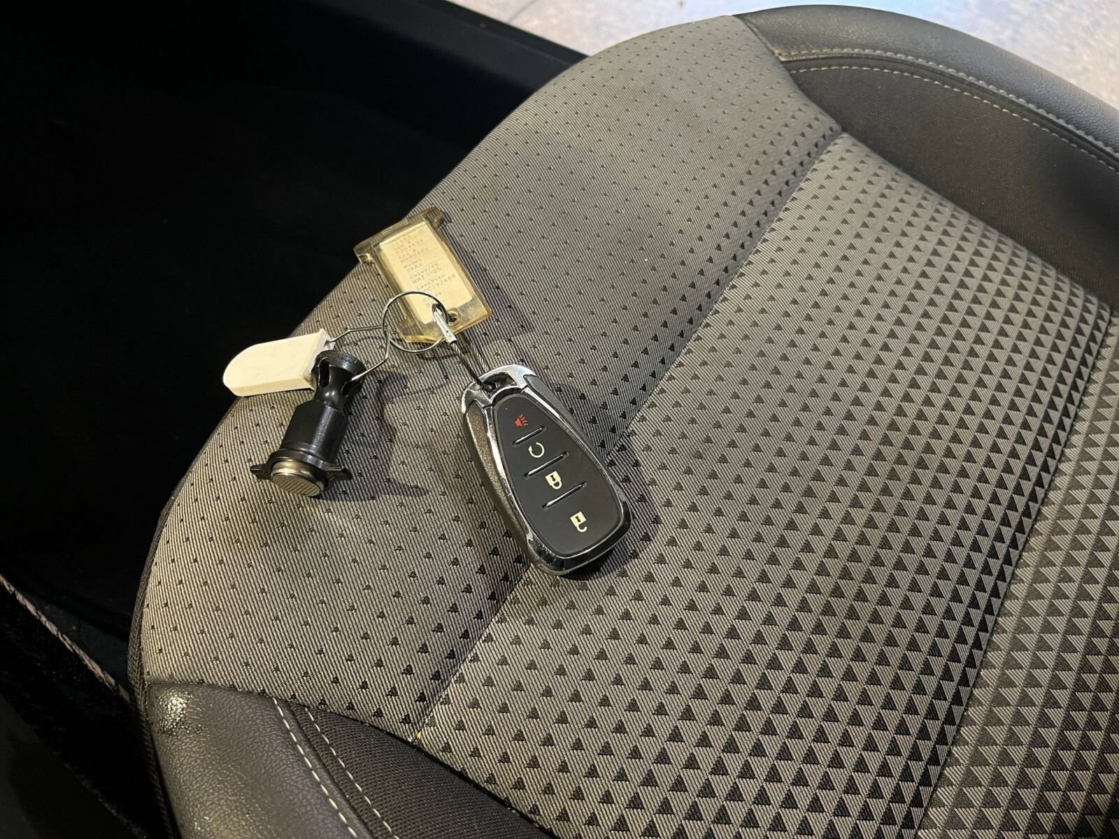 Thumbnail: 2025 Chevrolet Trax - 22