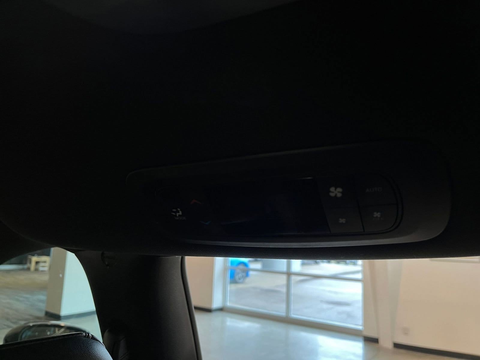 Thumbnail: 2025 Chrysler Pacifica - 24