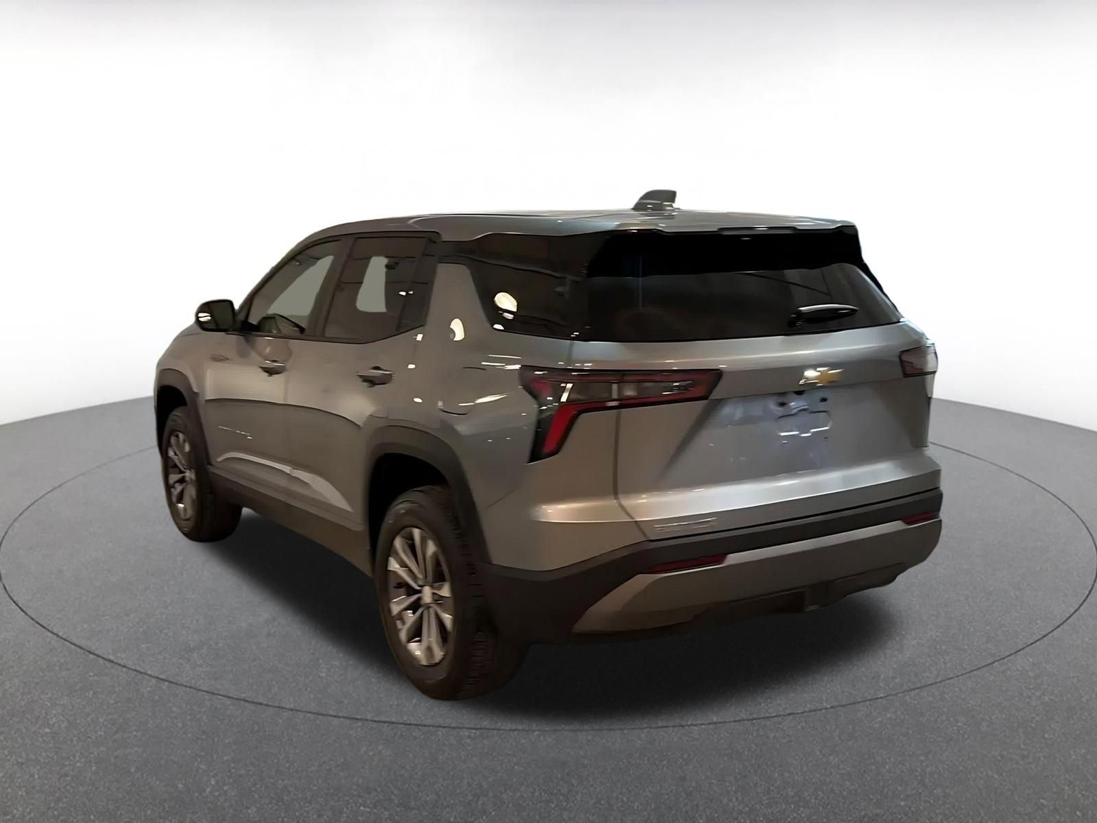 Thumbnail: 2025 Chevrolet Equinox - 10