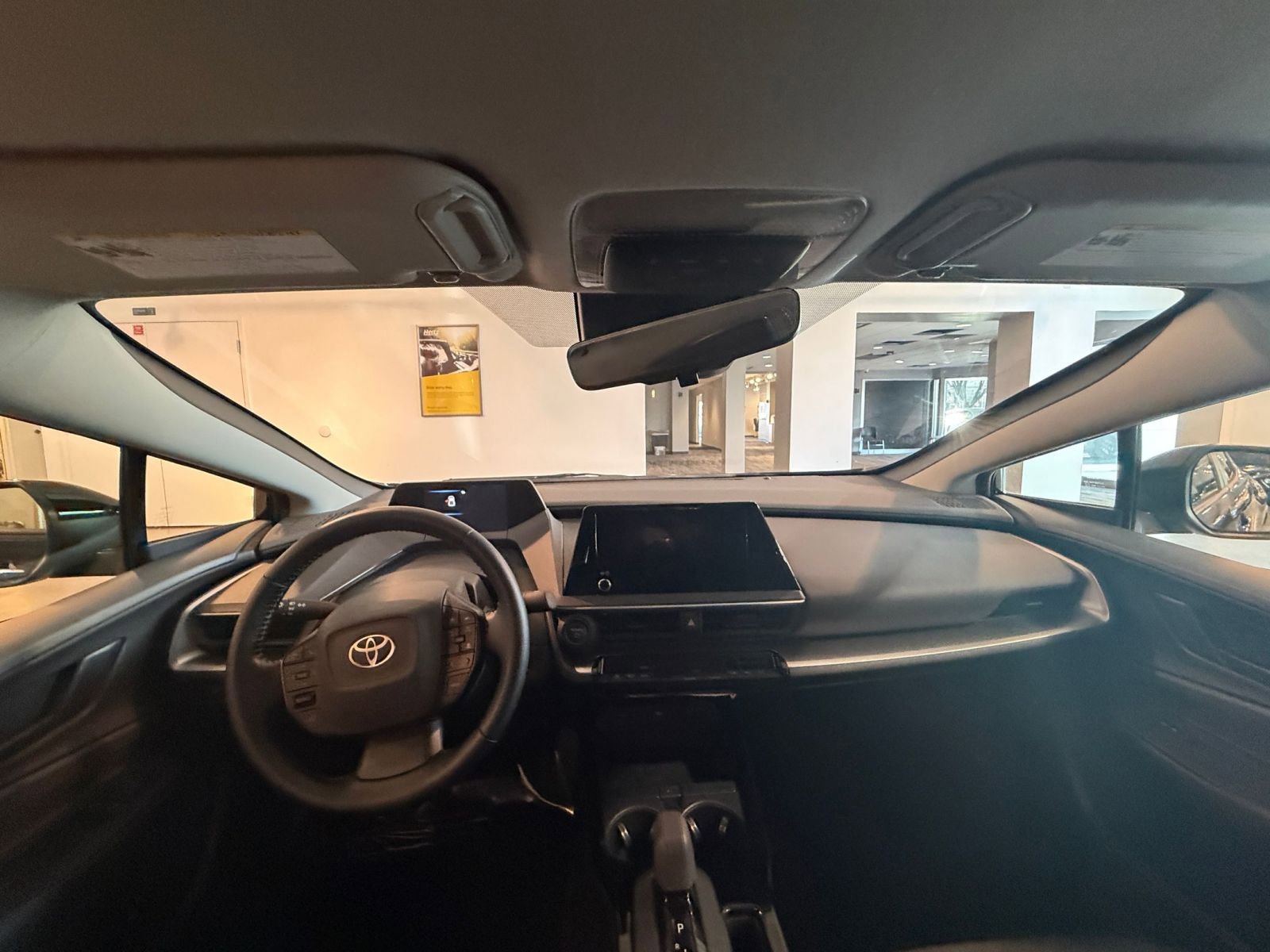 Thumbnail: 2025 Toyota Prius - 32