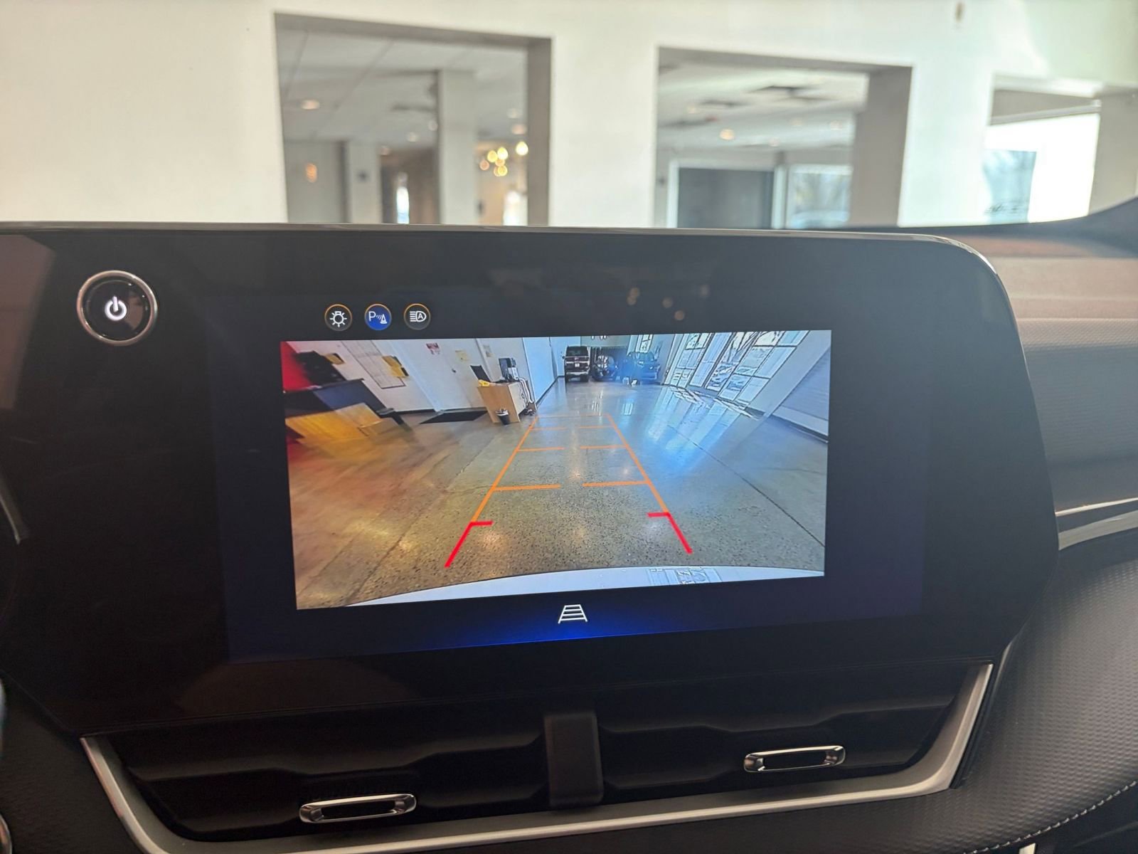 Thumbnail: 2025 Chevrolet Equinox - 18