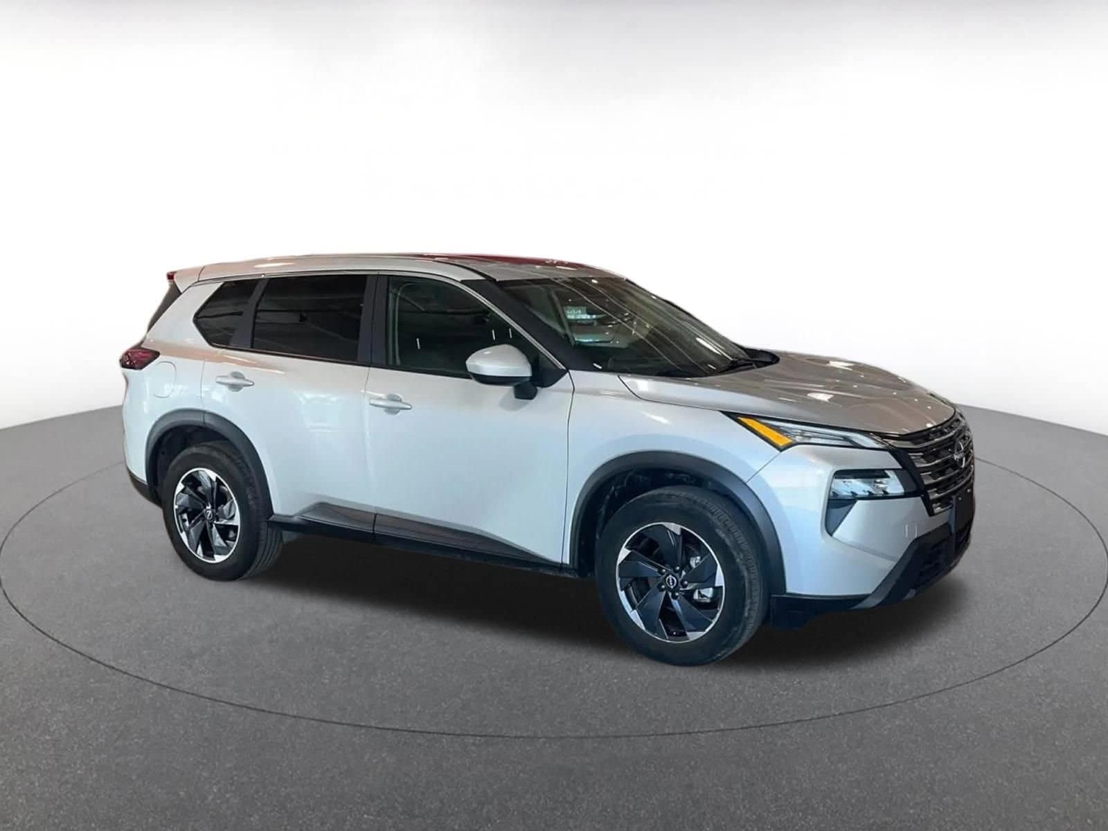Thumbnail: 2025 Nissan Rogue - 2