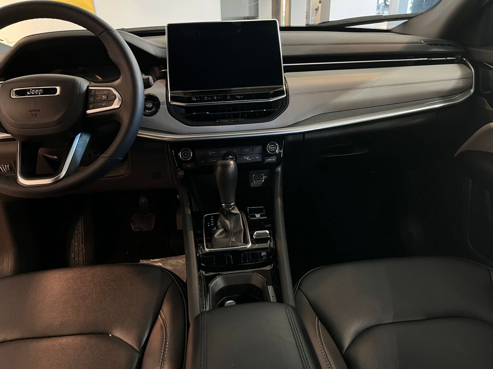 Thumbnail: 2025 Jeep Compass - 35