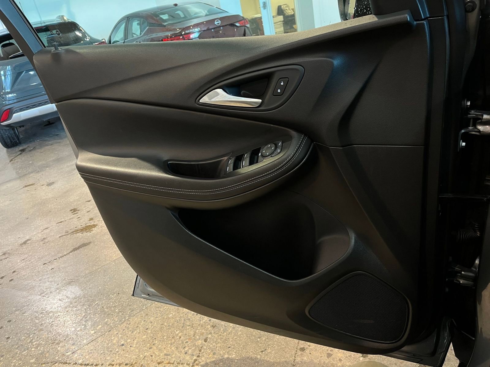 Thumbnail: 2025 Buick Encore GX - 18