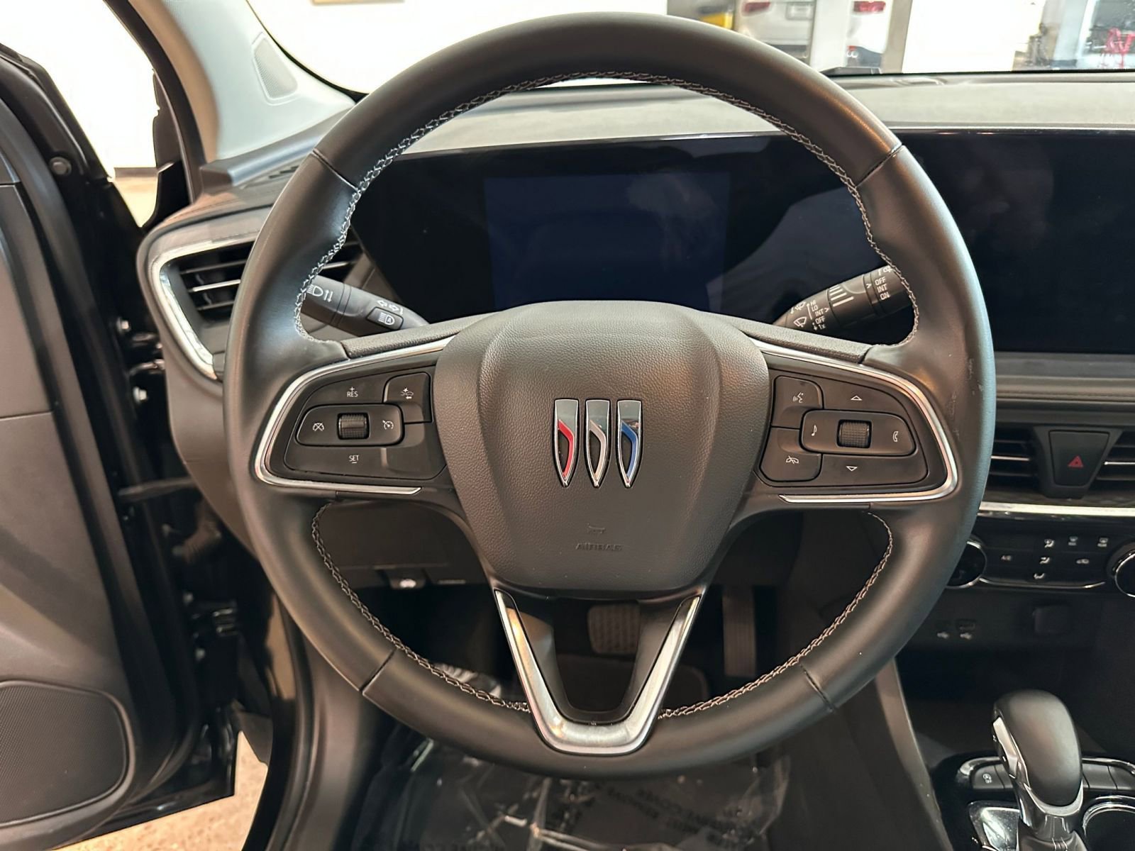 Thumbnail: 2025 Buick Encore GX - 27