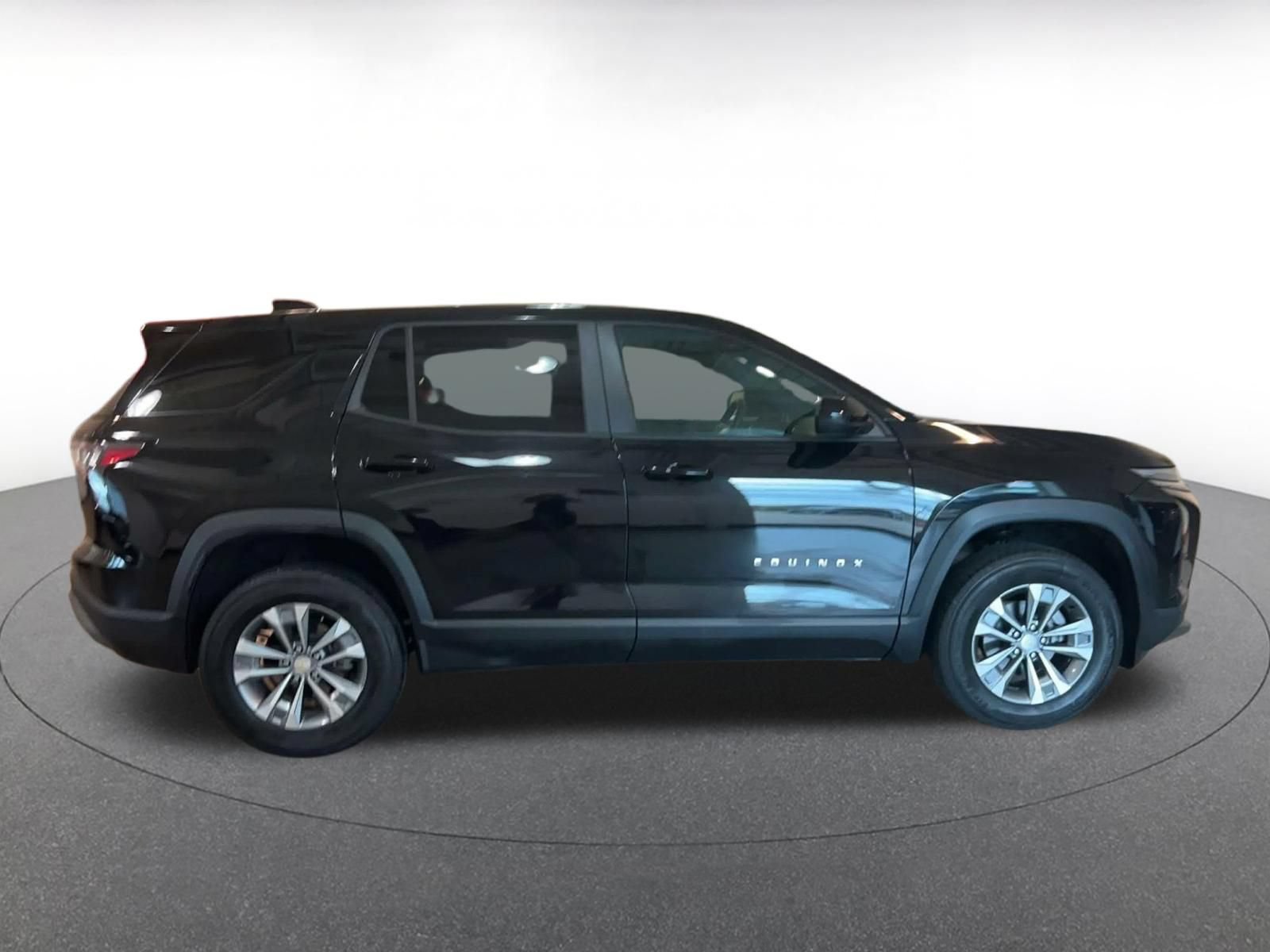 Thumbnail: 2025 Chevrolet Equinox - 15