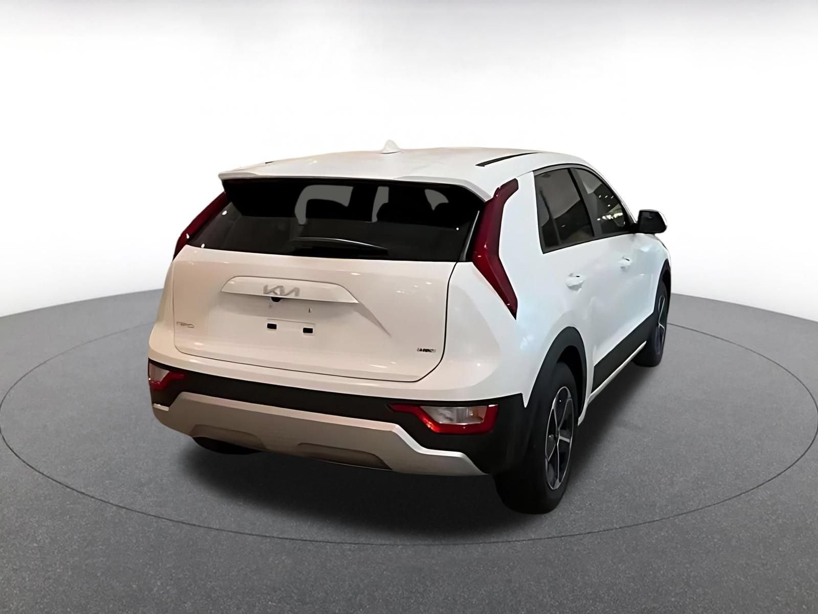 Thumbnail: 2026 Kia Niro - 14
