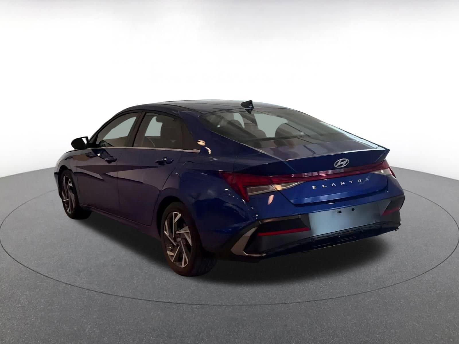 Thumbnail: 2025 Hyundai Elantra - 11