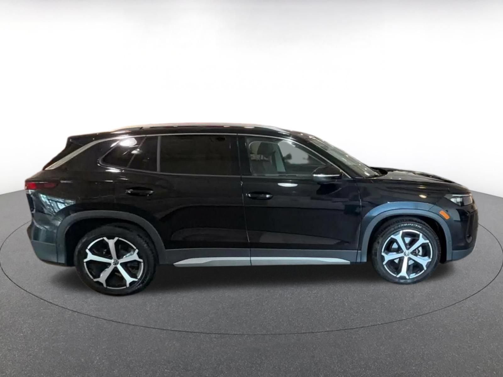 Thumbnail: 2026 Volkswagen Tiguan - 15