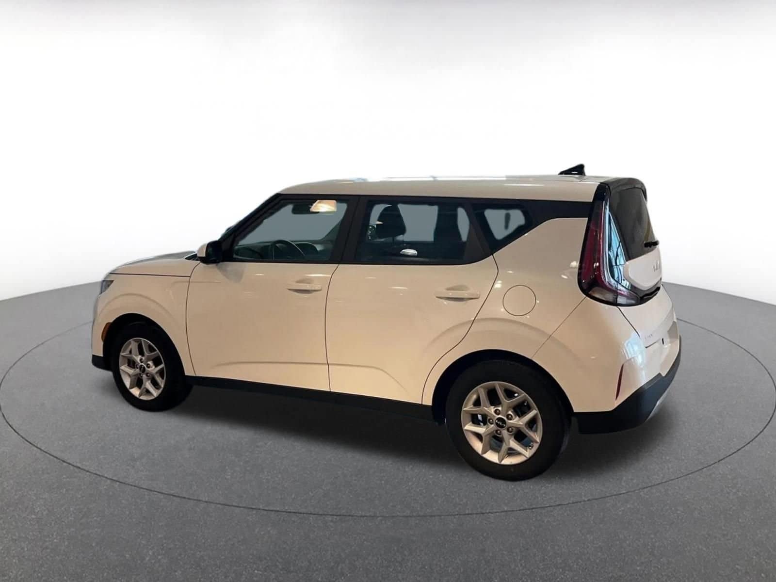 Thumbnail: 2025 Kia Soul - 10