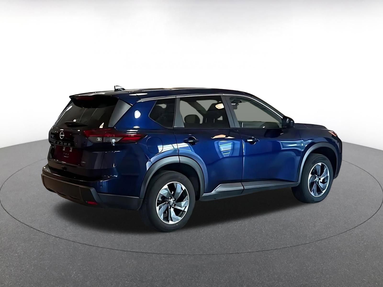 Thumbnail: 2025 Nissan Rogue - 15