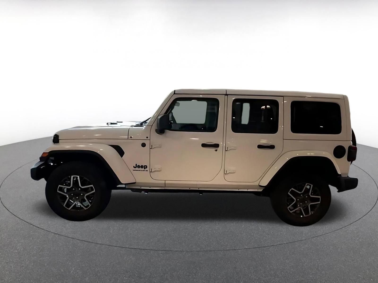 Thumbnail: 2025 Jeep Wrangler - 7