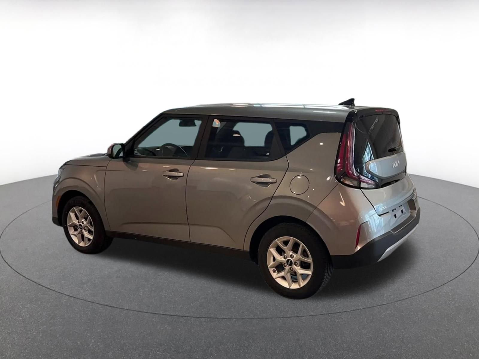 Thumbnail: 2025 Kia Soul - 10
