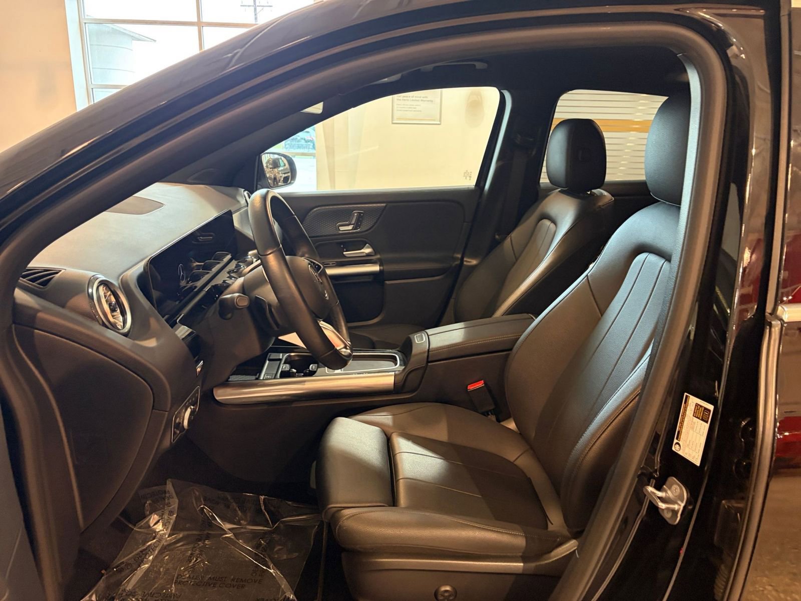 Thumbnail: 2025 Mercedes-Benz GLA - 27