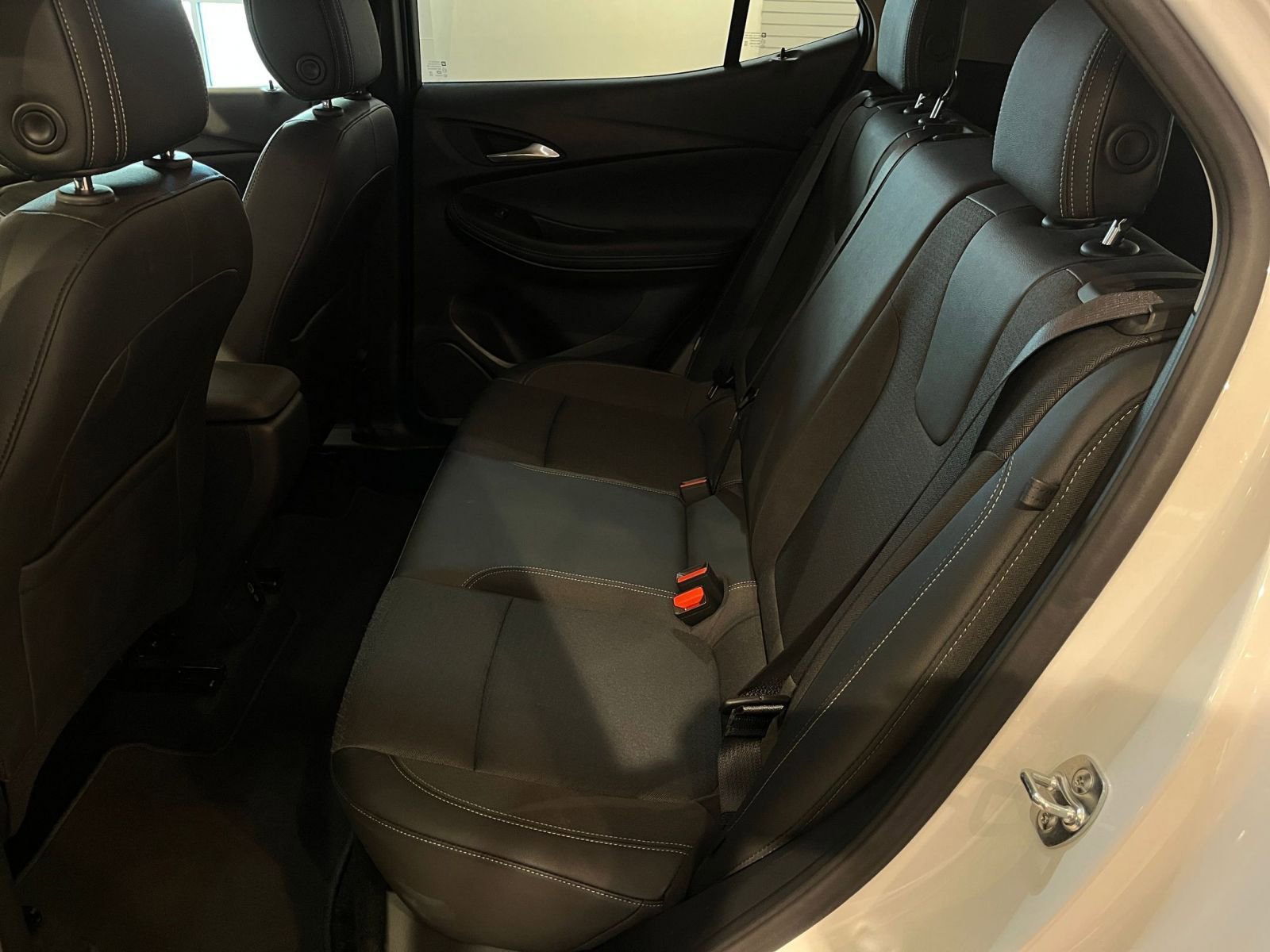 Thumbnail: 2025 Buick Encore GX - 25