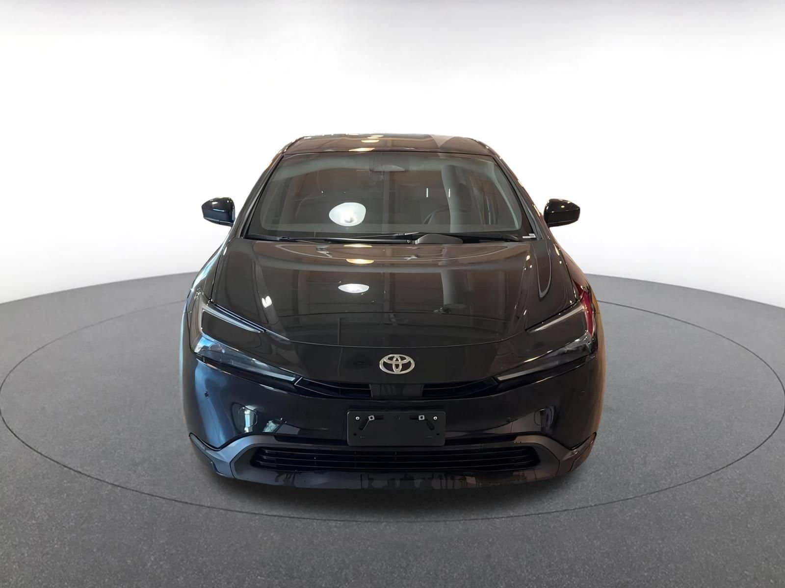 Thumbnail: 2025 Toyota Prius - 4