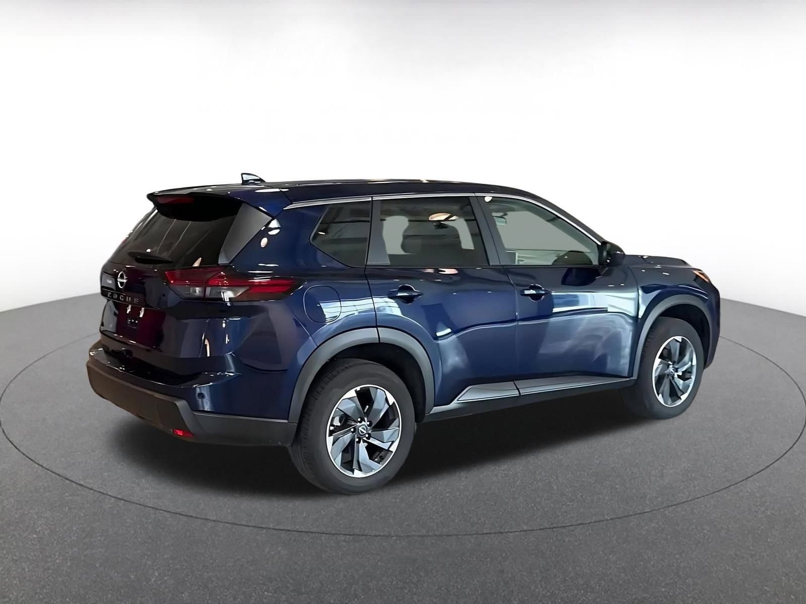 Thumbnail: 2025 Nissan Rogue - 15