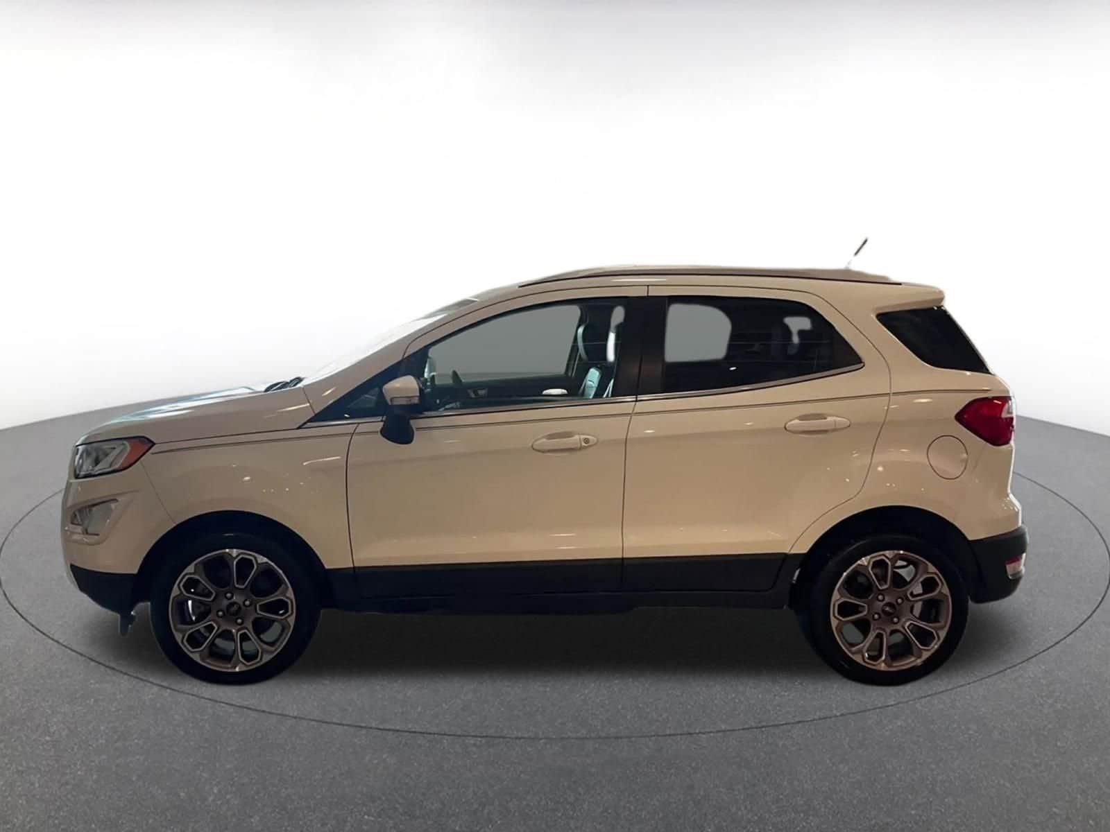 Thumbnail: 2019 Ford EcoSport - 9