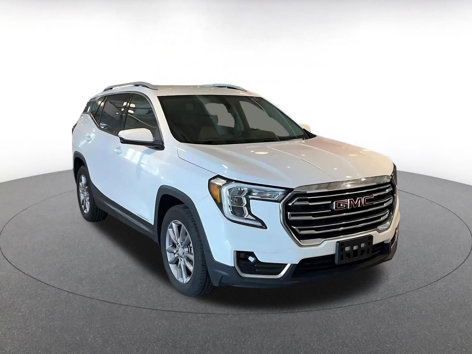 Thumbnail: 2023 GMC Terrain - 3