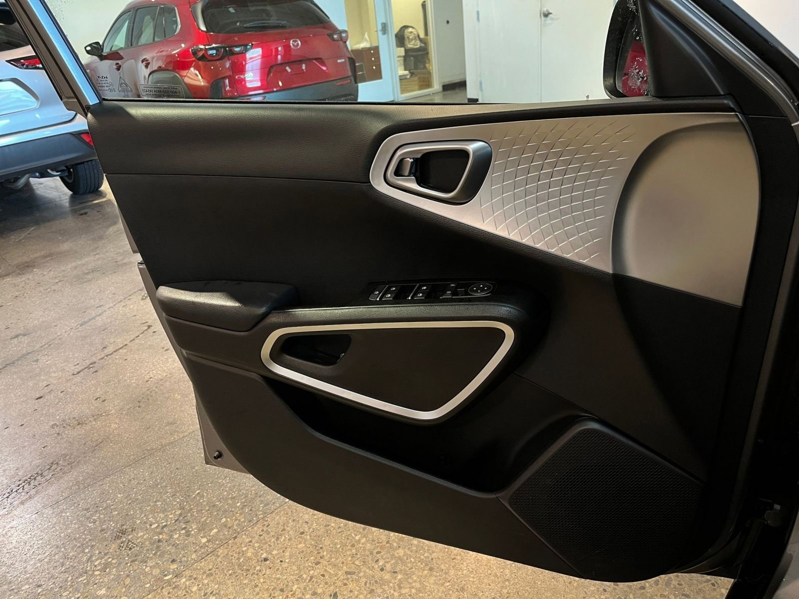 Thumbnail: 2025 Kia Soul - 18