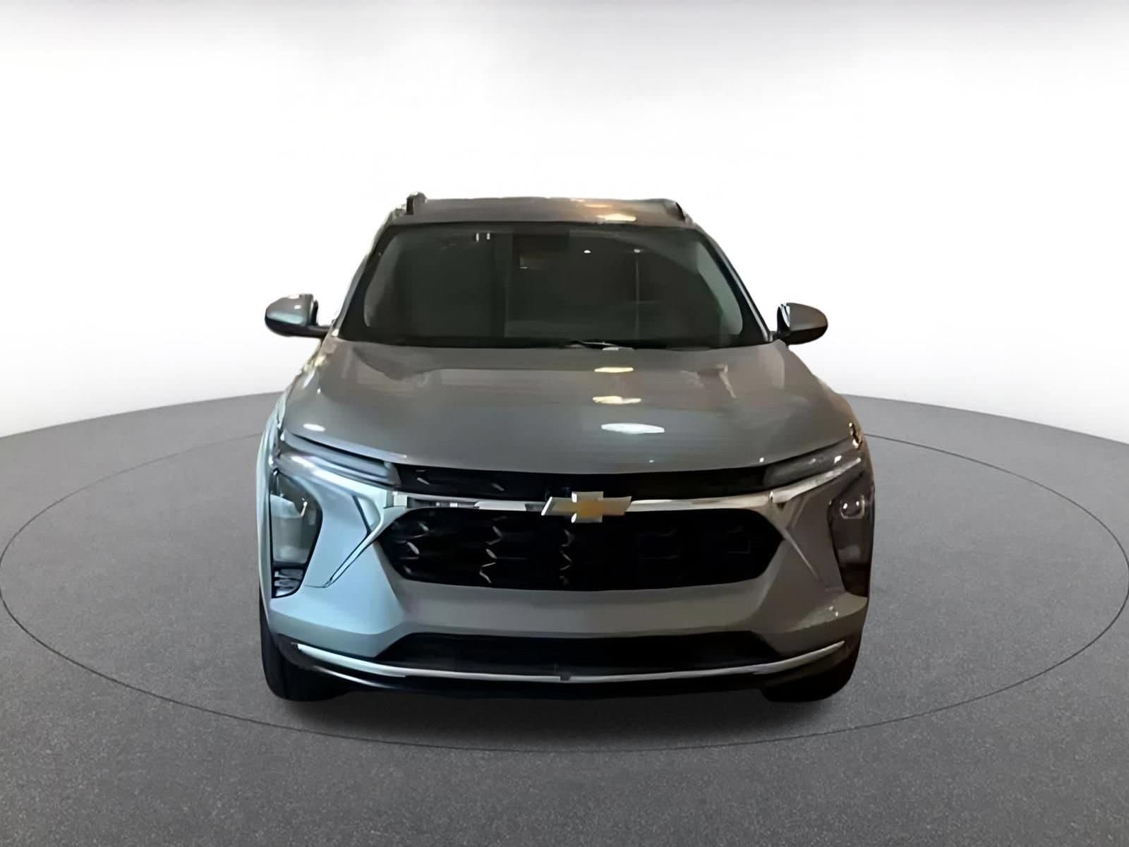 Thumbnail: 2025 Chevrolet Trax - 4
