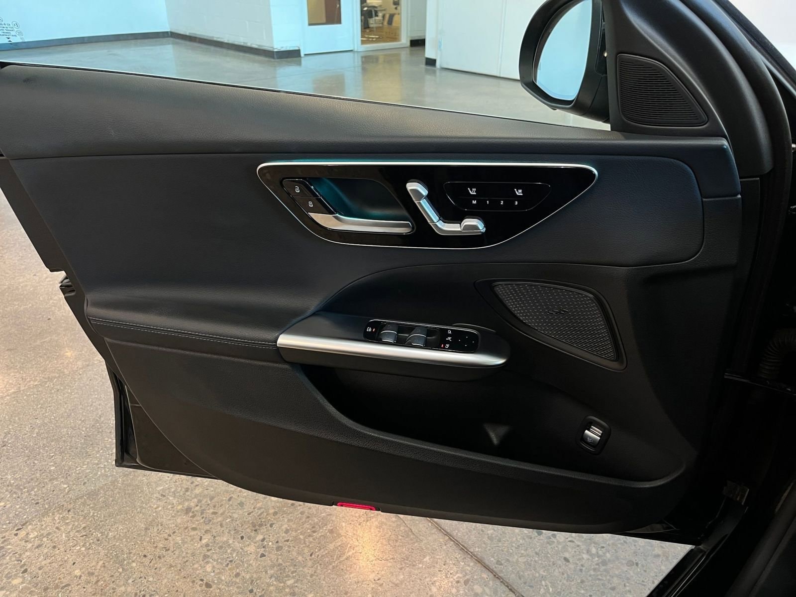 Thumbnail: 2024 Mercedes-Benz C-Class - 20