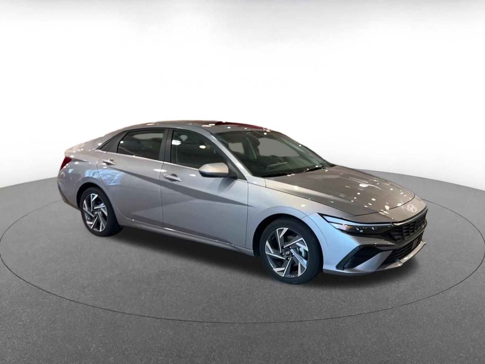 Thumbnail: 2025 Hyundai Elantra - 2