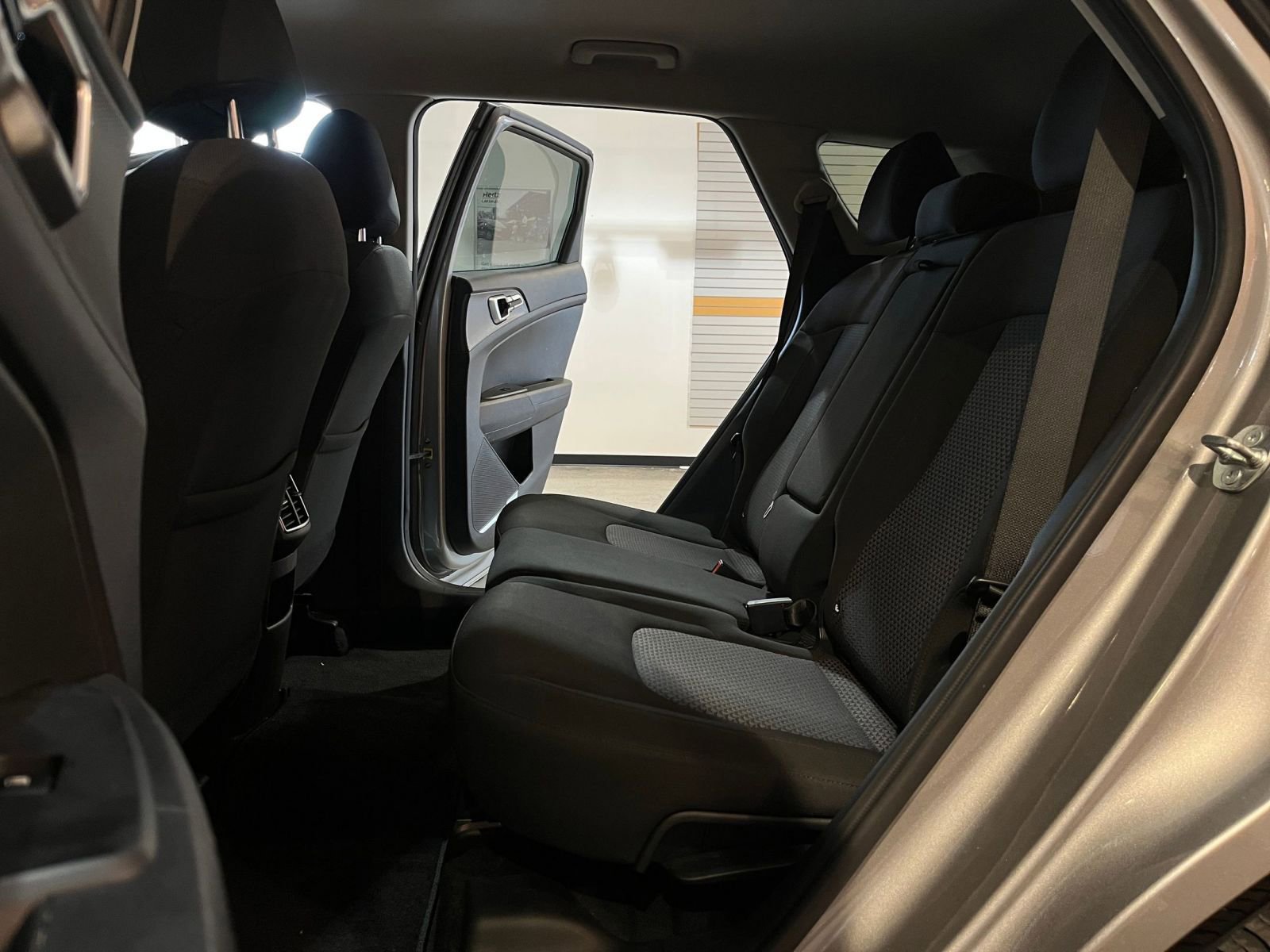 Thumbnail: 2025 Kia Sportage - 25