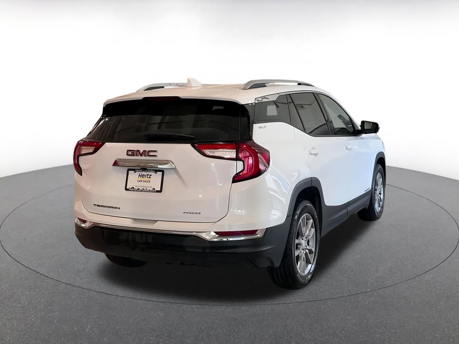Thumbnail: 2024 GMC Terrain - 14