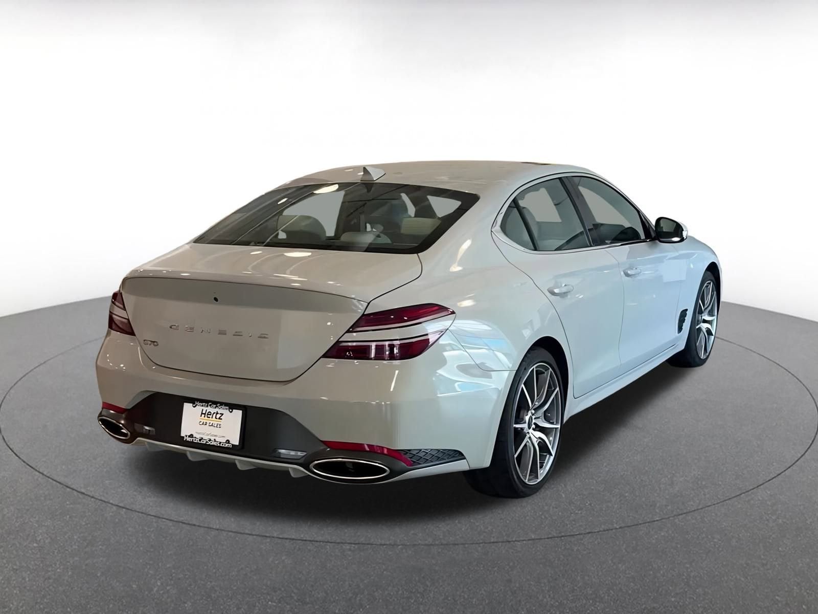 Thumbnail: 2024 Genesis G70 - 14