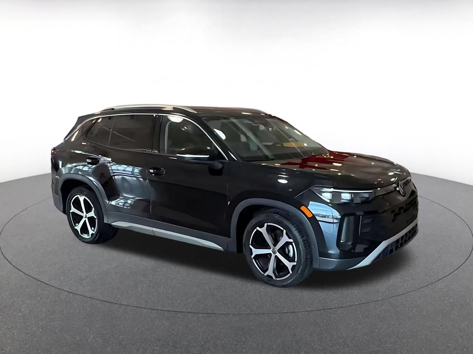Thumbnail: 2026 Volkswagen Tiguan - 2