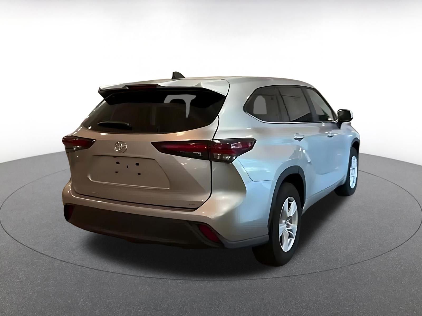 Thumbnail: 2025 Toyota Highlander - 10