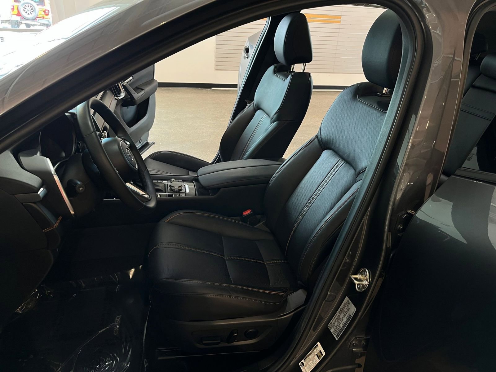 Thumbnail: 2025 Mazda CX-50 - 28
