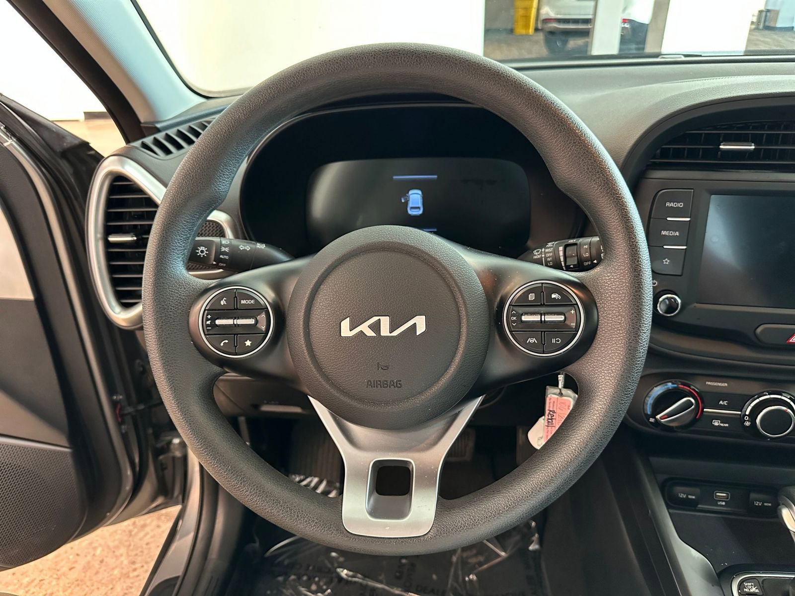 Thumbnail: 2025 Kia Soul - 27